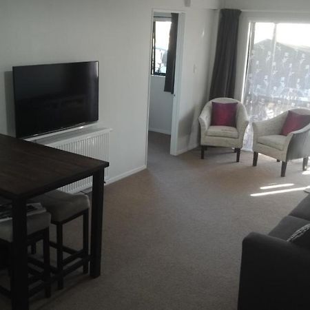 Modest Comfortable Relaxed Home Away From Home With Secure Bike Storage Rotorua Bagian luar foto