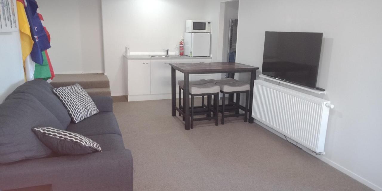Modest Comfortable Relaxed Home Away From Home With Secure Bike Storage Rotorua Bagian luar foto