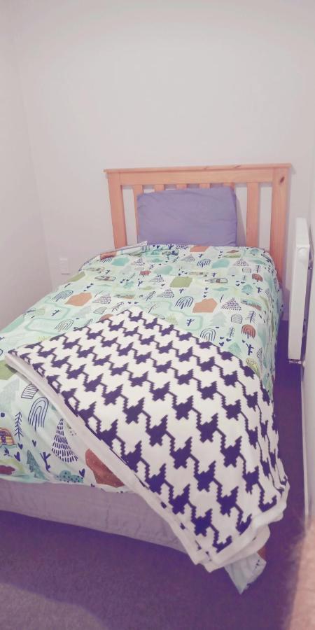 Modest Comfortable Relaxed Home Away From Home With Secure Bike Storage Rotorua Bagian luar foto